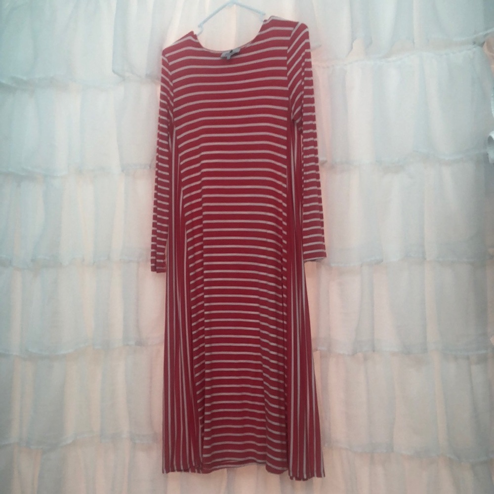 Dainty Jewells Your Favorite Dress